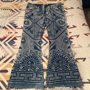 Free People. Morrocan Bleached Bell Bottoms. Size 29